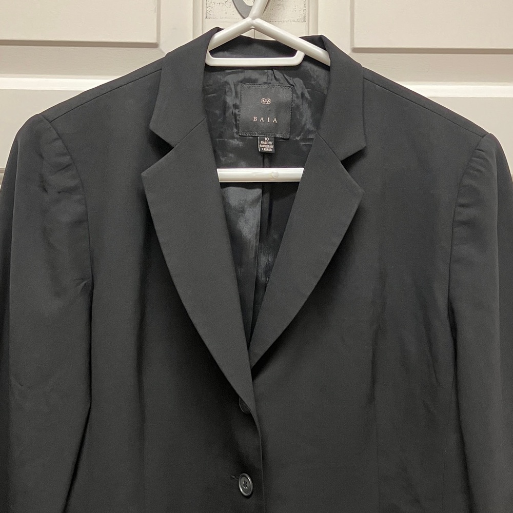 Baia wool suit jacket blazer, 3 button, black, Made in Canada size 10